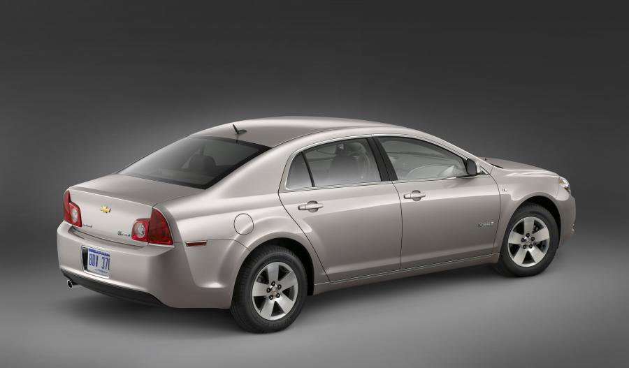  Chevrolet Malibu Hybrid 2008 года  (фото 9 из 13)